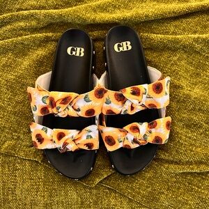 Gianni Bini Orange Yellow Sandals